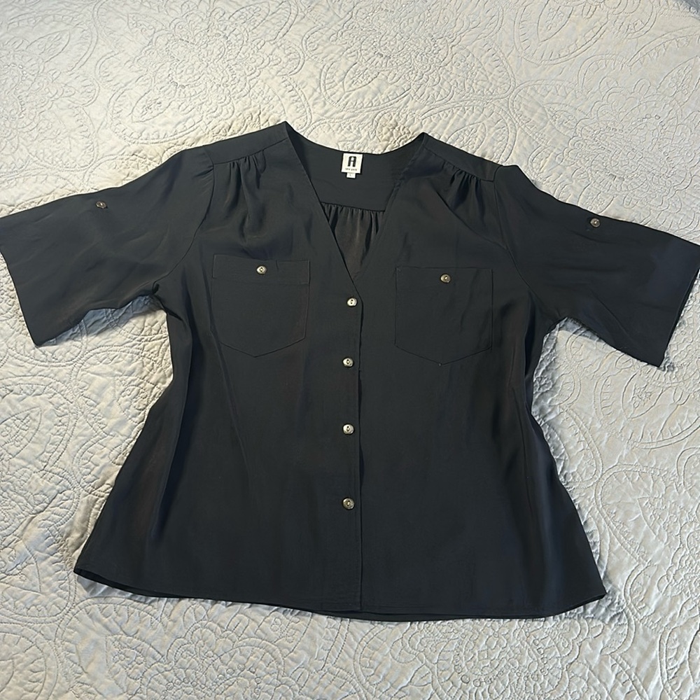 New York V-Neck blouse